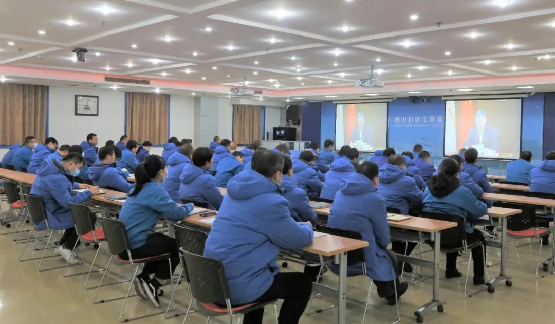 AG卡卡湾厅参加党的十九届五中全会精神省委宣讲团视频报告会