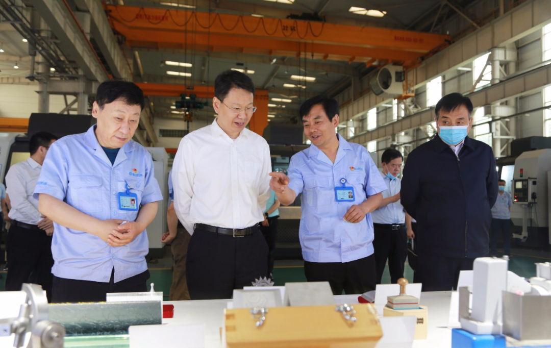 陕西省副省长程福波莅临AG卡卡湾厅调研