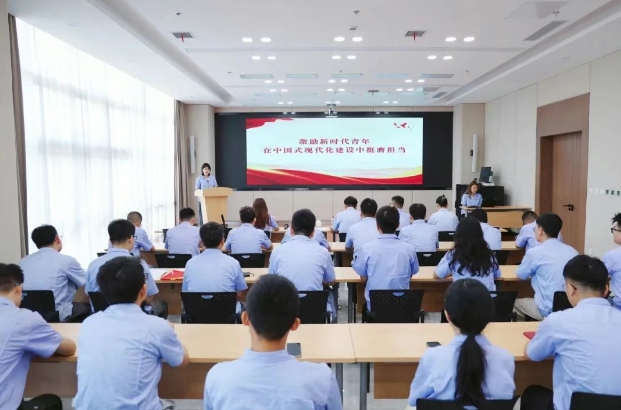 【群团工作】AG卡卡湾厅公司举行2025年超龄团员离团仪式